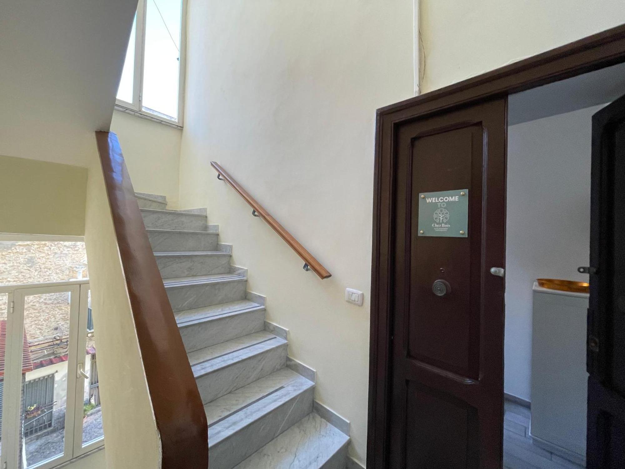 Chez Bois - Suite Apartment Capodimonte Napoli Exterior foto