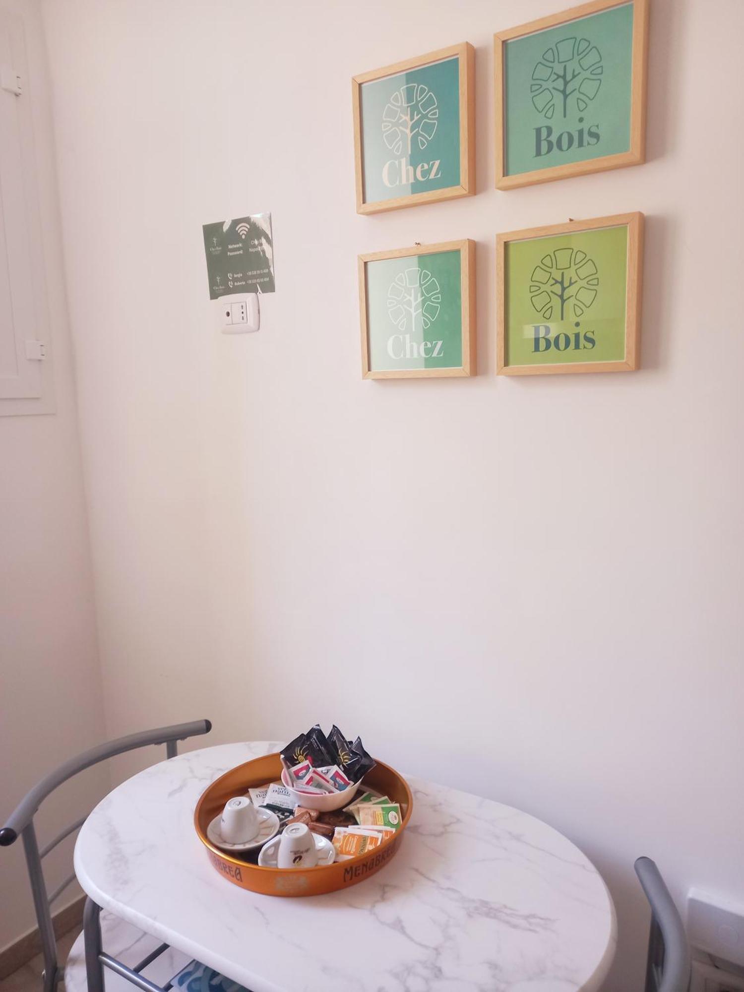 Chez Bois - Suite Apartment Capodimonte Napoli Exterior foto