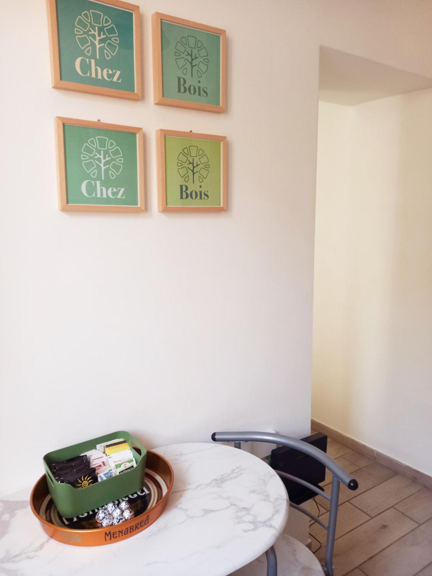 Chez Bois - Suite Apartment Capodimonte Napoli Exterior foto