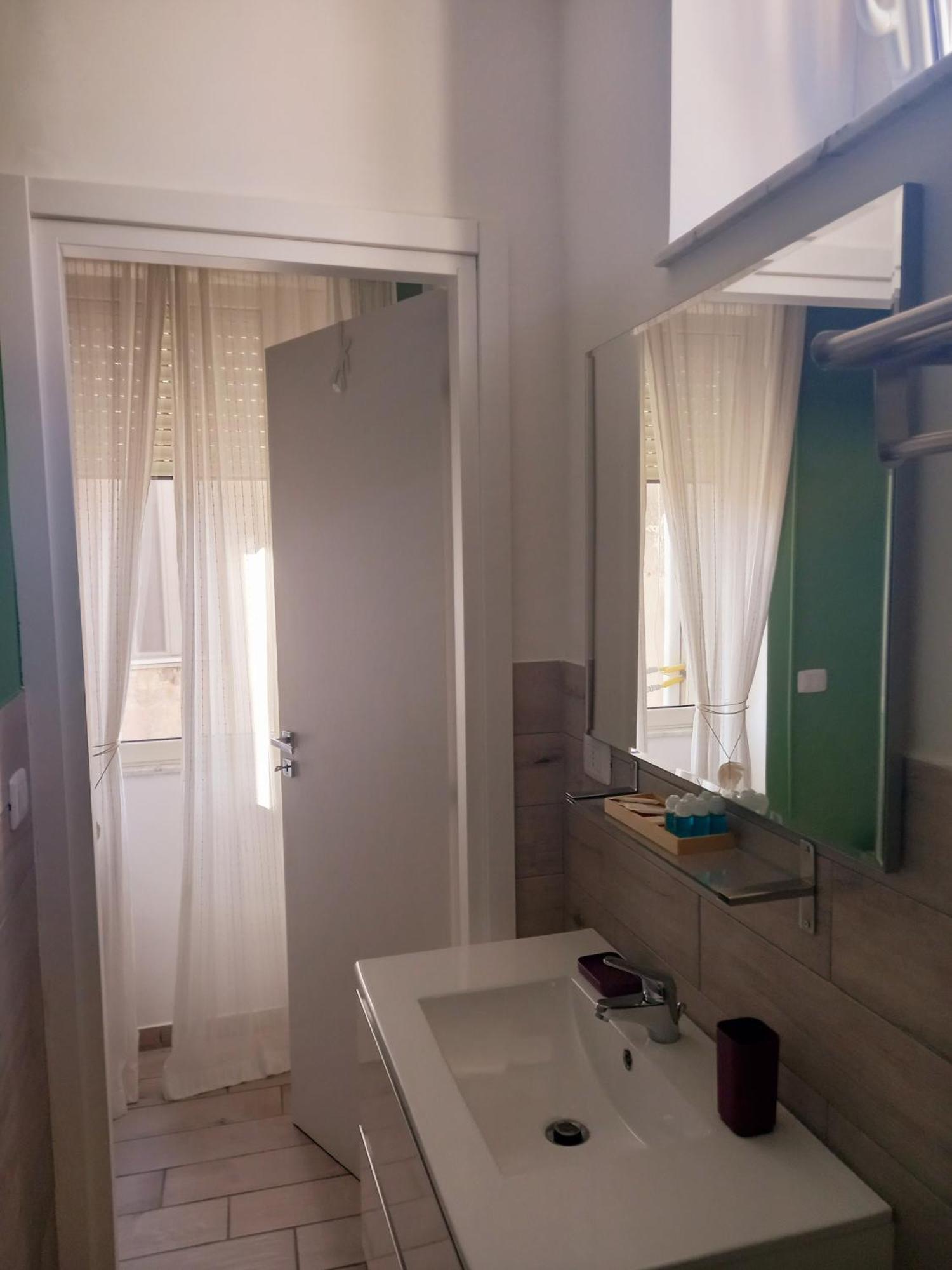 Chez Bois - Suite Apartment Capodimonte Napoli Exterior foto